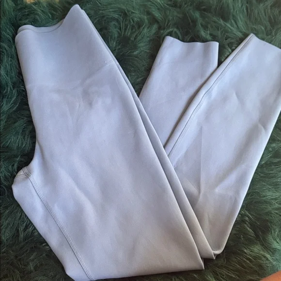 Lululemon Glow Up Super-High-Rise Tight 23" Washed Denim Women's Size 6 - Picture 4 of 6